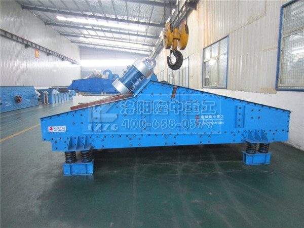 振動(dòng)脫水篩